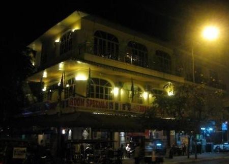 Paddy Rice Hotel Phnom Penh Exterior photo